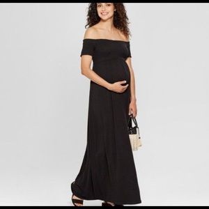 NWOT Black Maternity Off-The-Shoulder Maxi Dress